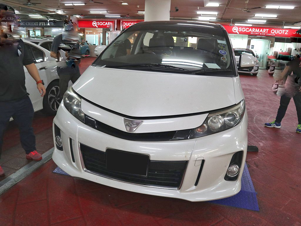 Toyota Estima Aeras Premium 2.4A