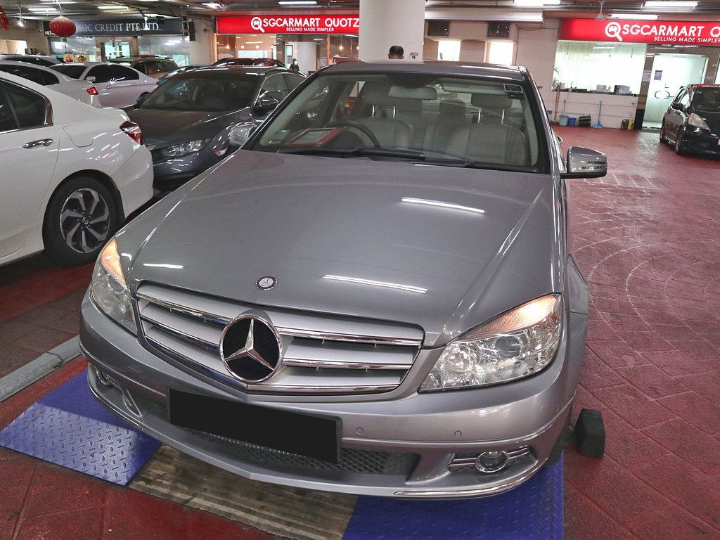 Mercedes Benz C200 CGI (COE till 12/2030)