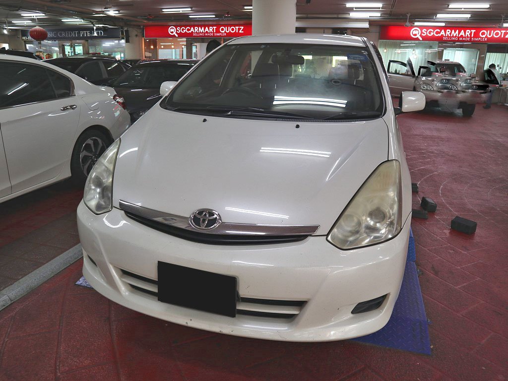 Toyota Wish 1.8A (COE till 02/2024)