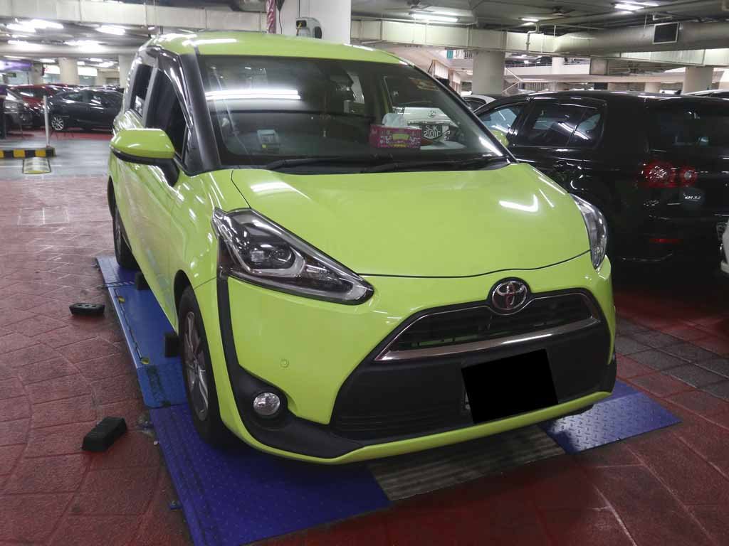 Toyota Sienta 1.5G CVT