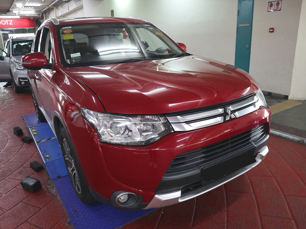Mitsubishi Outlander 2.4 CVT Sunroof