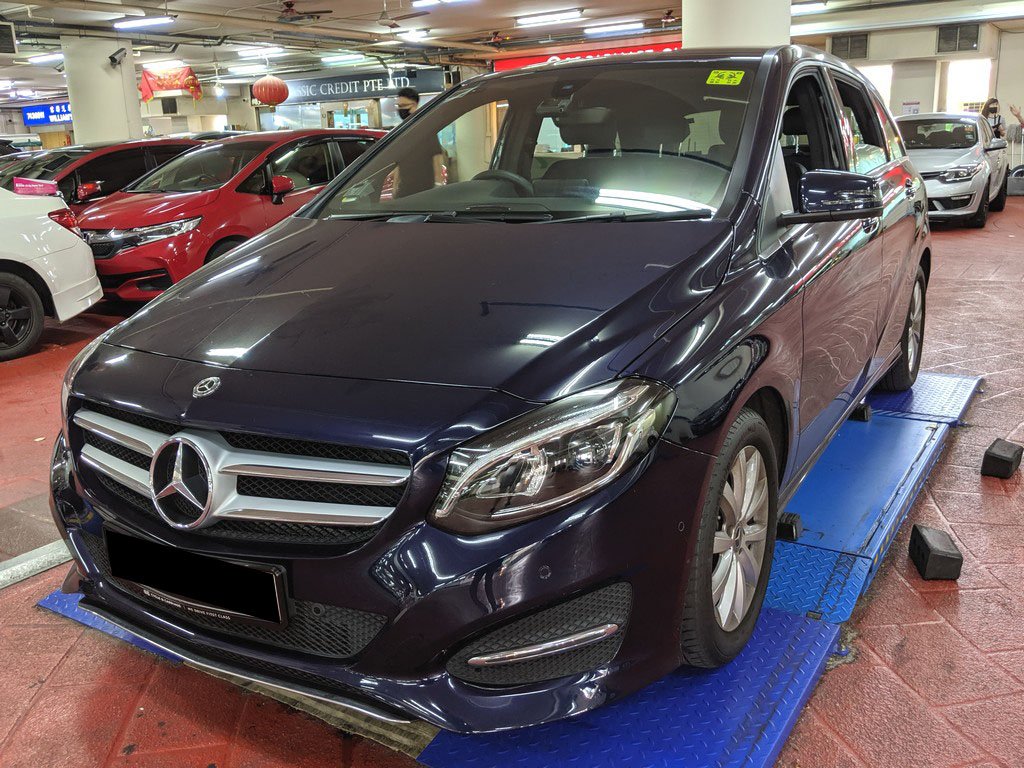 Mercedes Benz B180 Style (R16 LED)