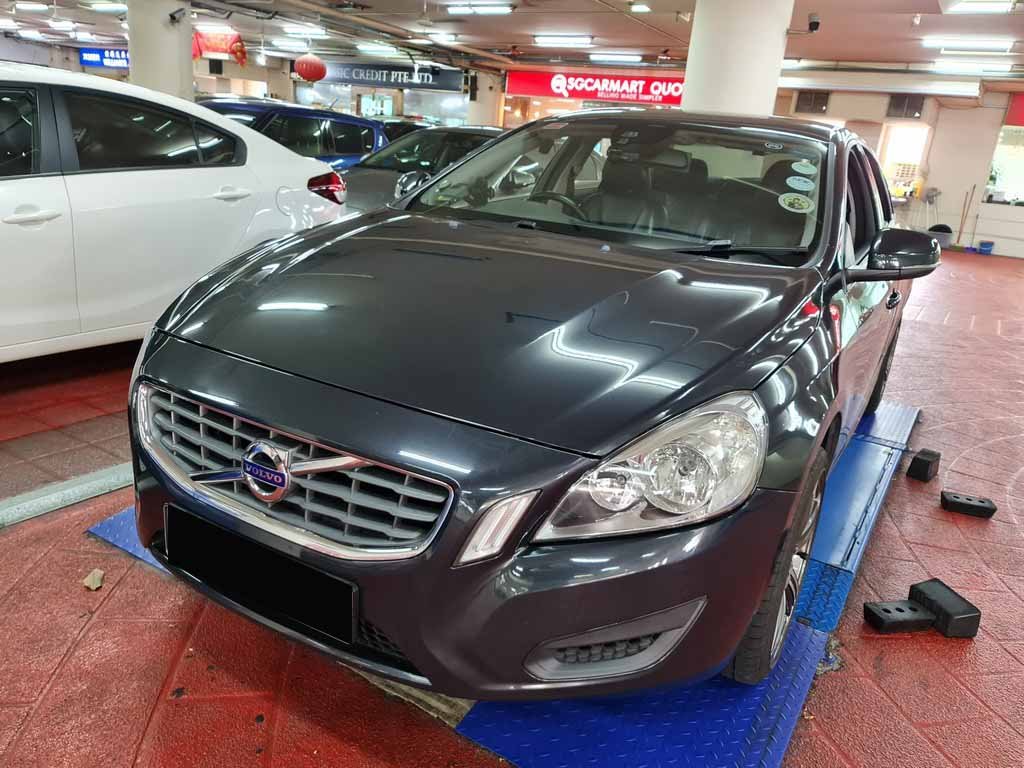 Volvo S60 T4 1.6 AT TC