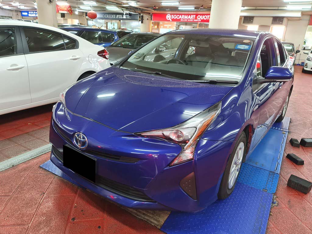 Toyota Prius 1.8S CVT (Hybrid)