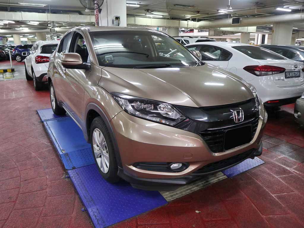 Honda Vezel 1.5X CVT