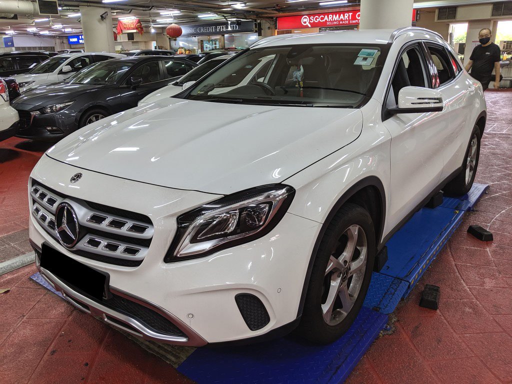 Mercedes Benz GLA180 Urban (R18 LED)