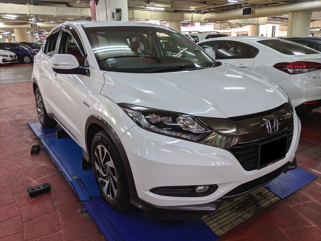 Honda Vezel 1.5X Auto (Hybrid)