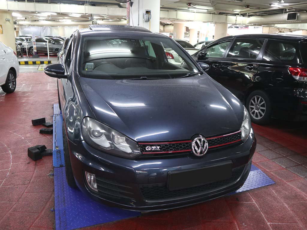 Volkswagen Golf GTI 2.0L AT (COE till 09/2029)