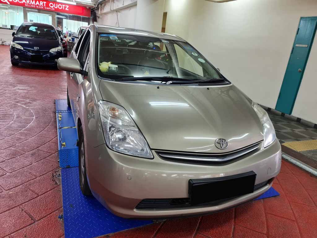 Toyota Prius Auto (Hybrid) (COE till 02/2024)