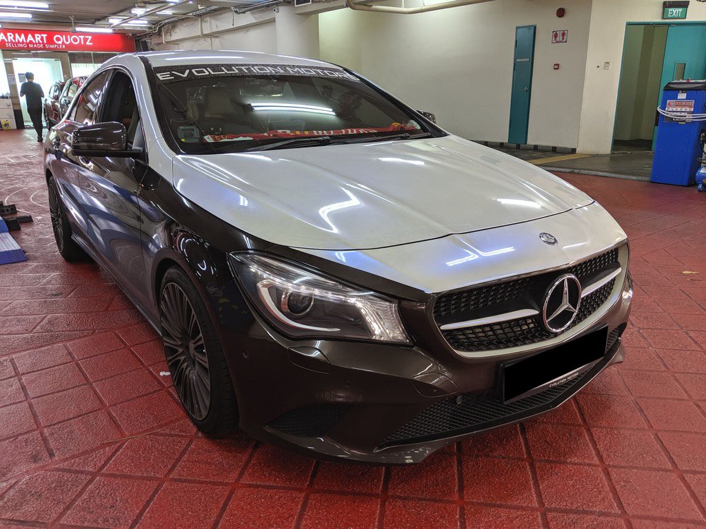 Mercedes Benz CLA180 (R18 BI)