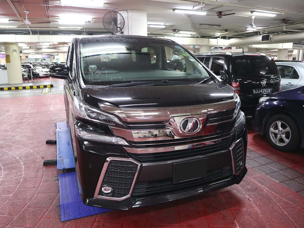 Toyota Vellfire 2.5Z G-Edition CVT