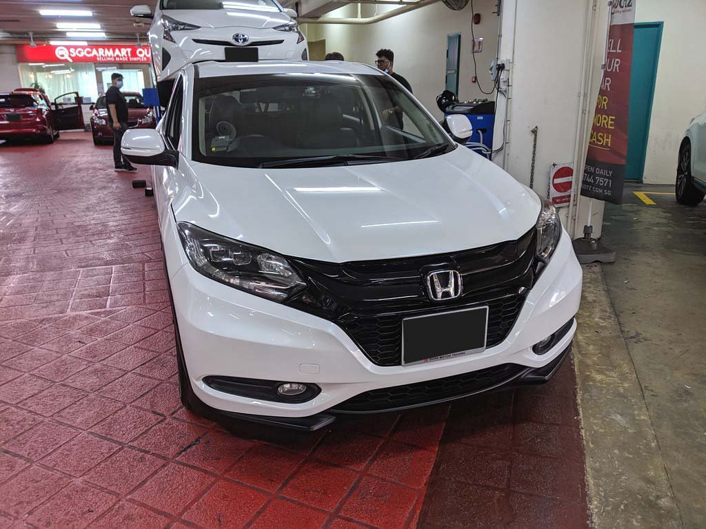 Honda Vezel 1.5X CVT