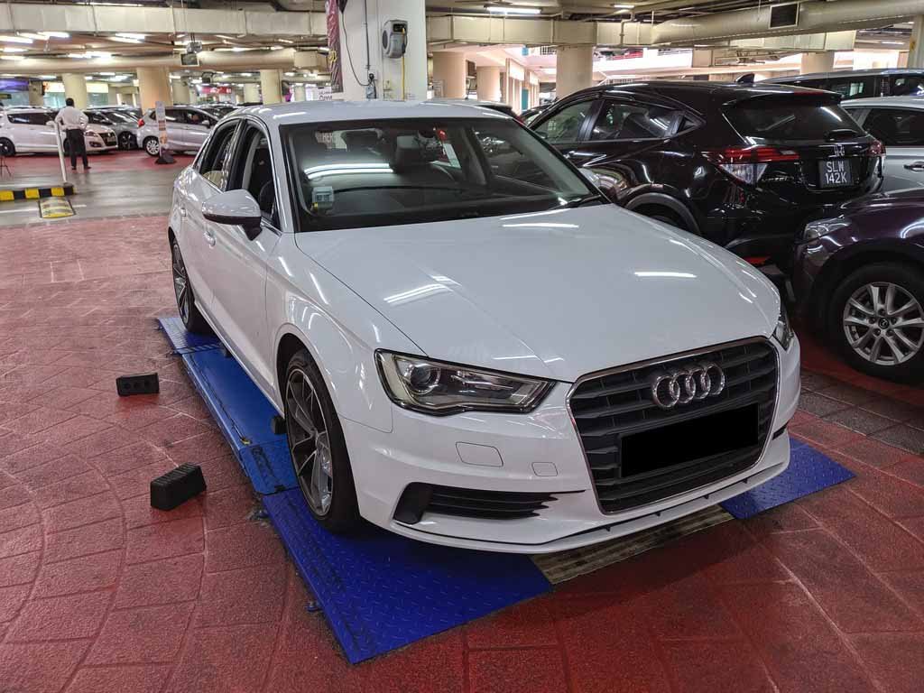 Audi A3 Sedan 1.4 TFSI (Attraction)