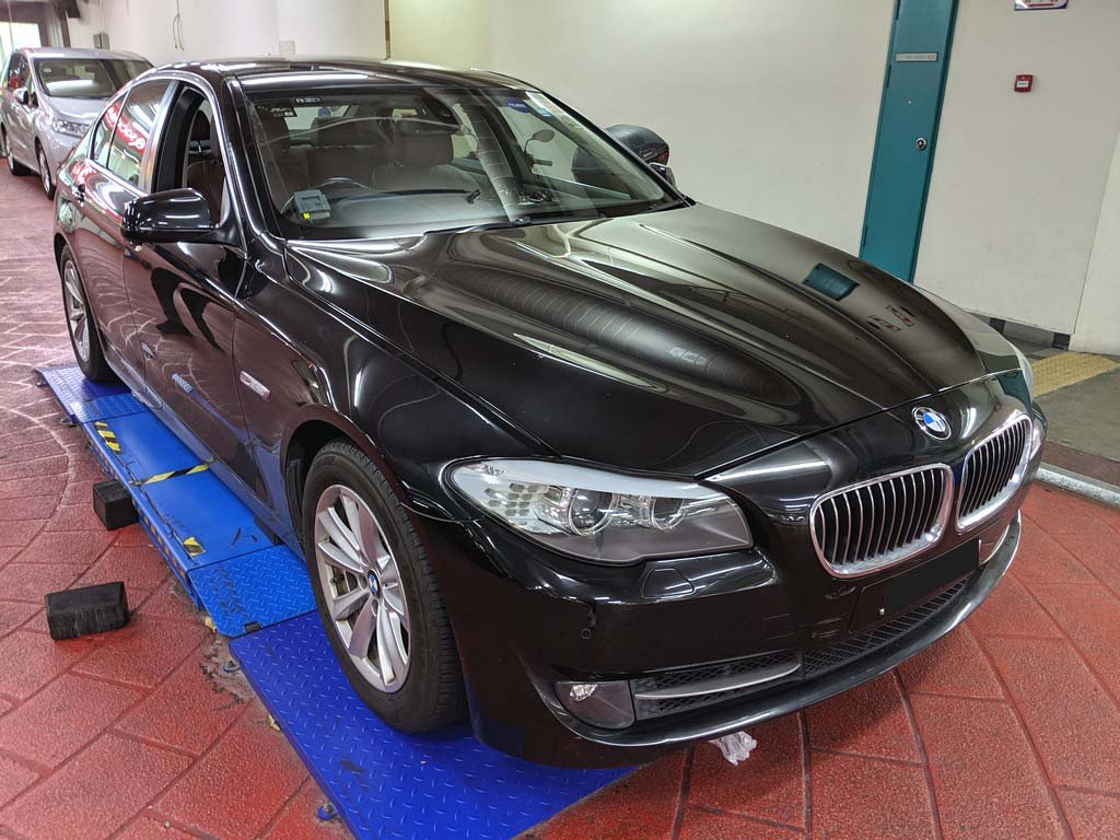 BMW 520I A