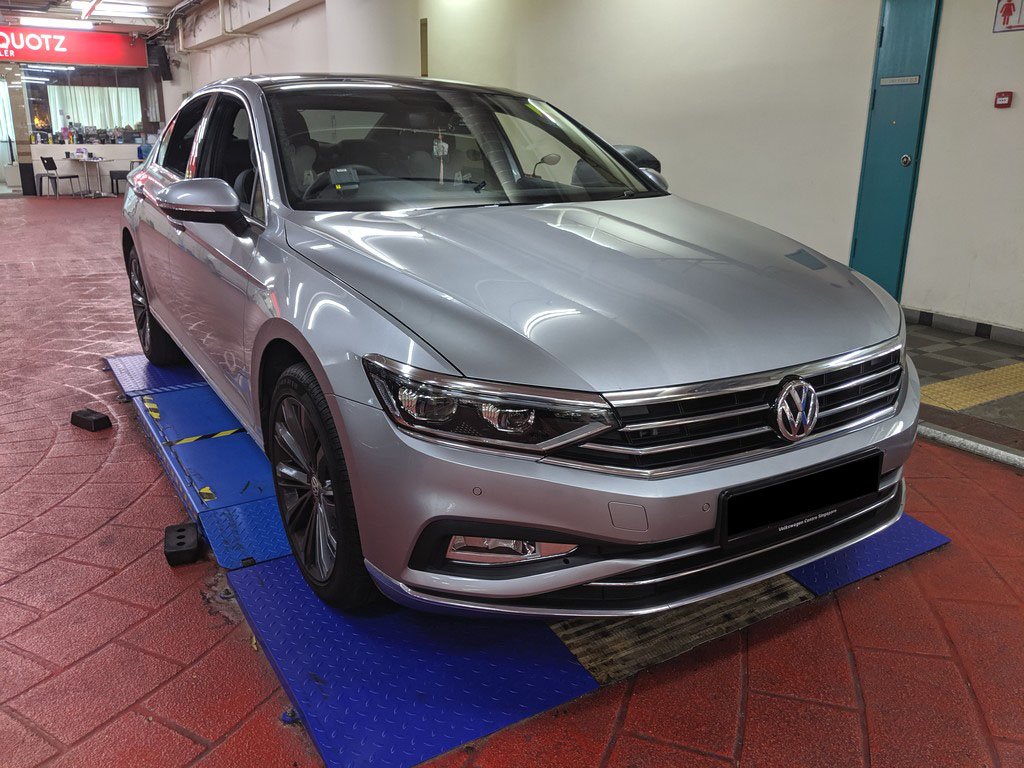 Volkswagen Passat 2.0 TSI GT Elegance Sunroof