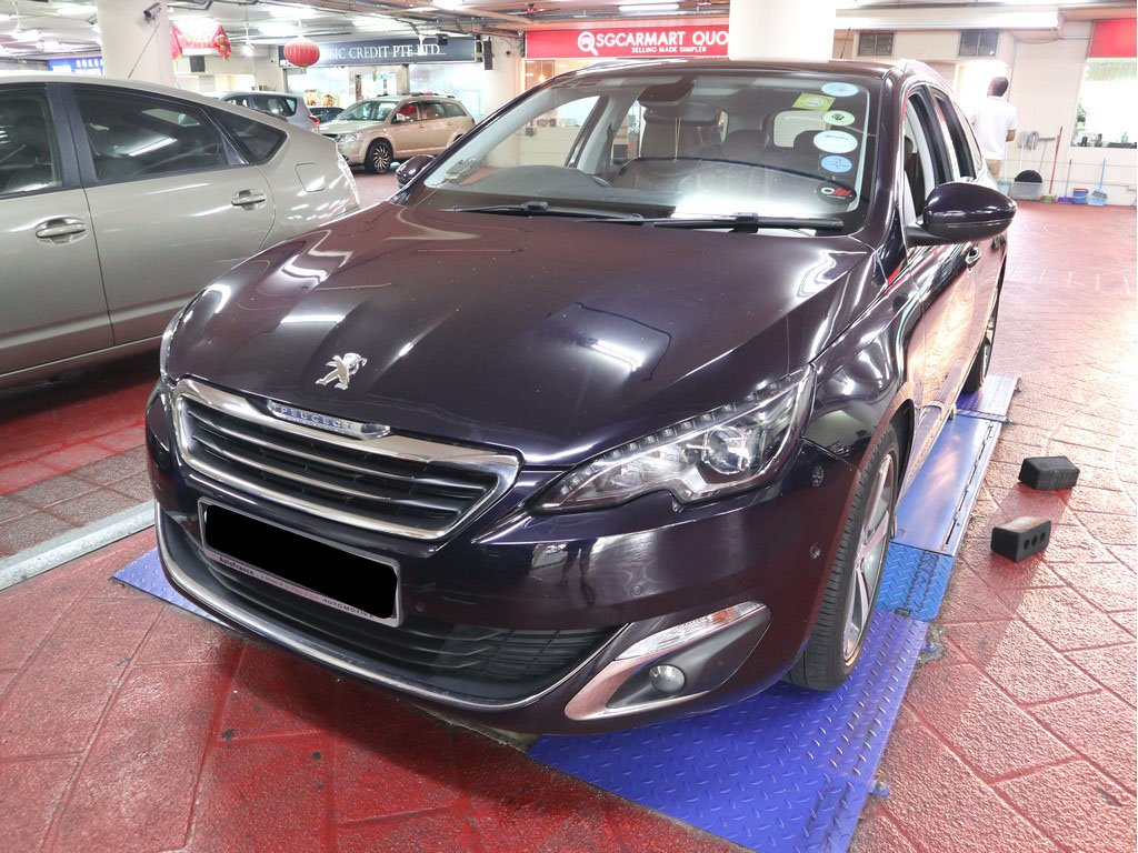 Peugeot 308 SW Allure Puretech 1.2A Sunroof