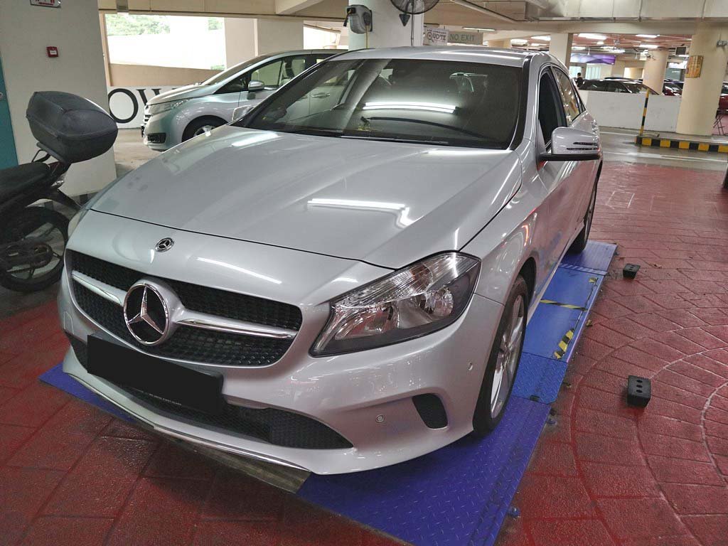 Mercedes Benz A180 FL Style (R17 HLG)