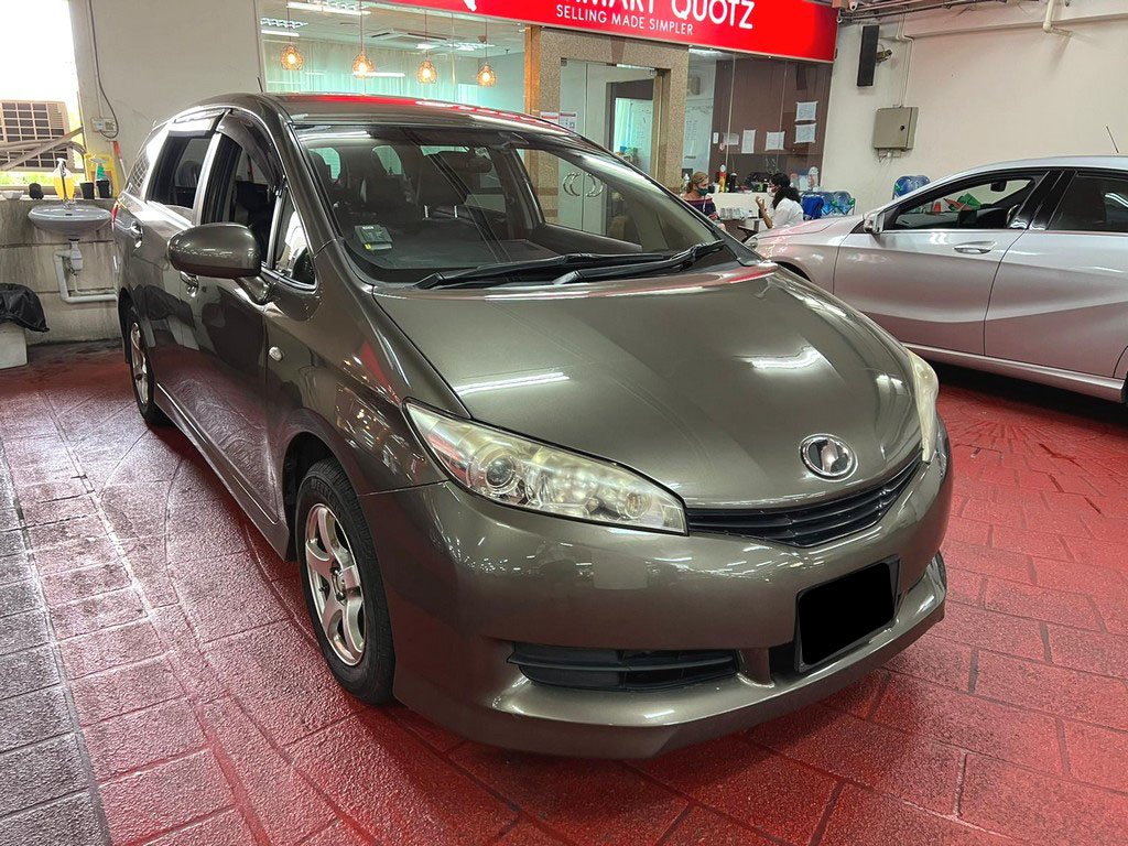 Toyota Wish 1.8X A (COE till 04/2024)