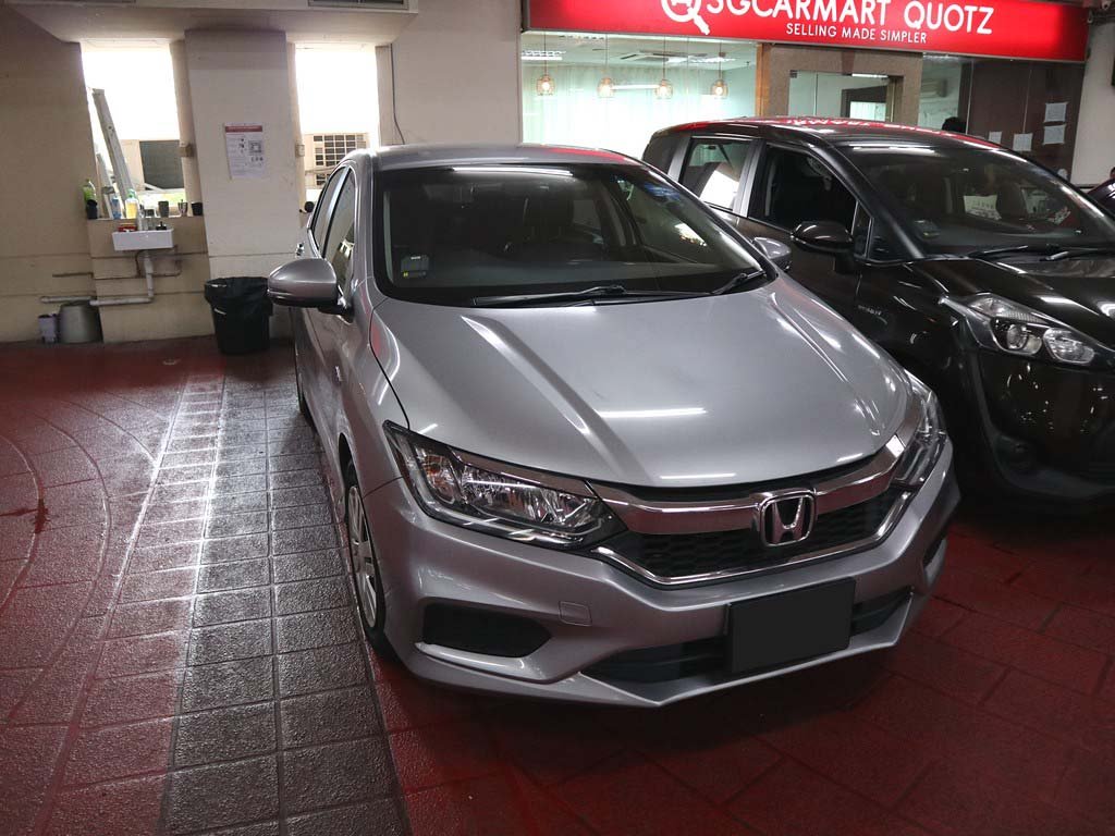 Honda Grace 1.5DX Auto (Hybrid)