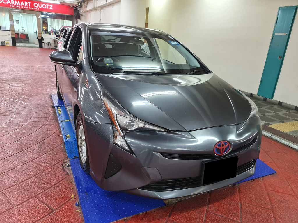 Toyota Prius 1.8S CVT (Hybrid)