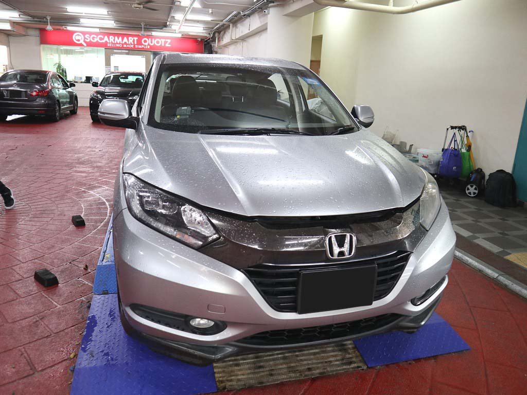 Honda Vezel 1.5X Auto (Hybrid)