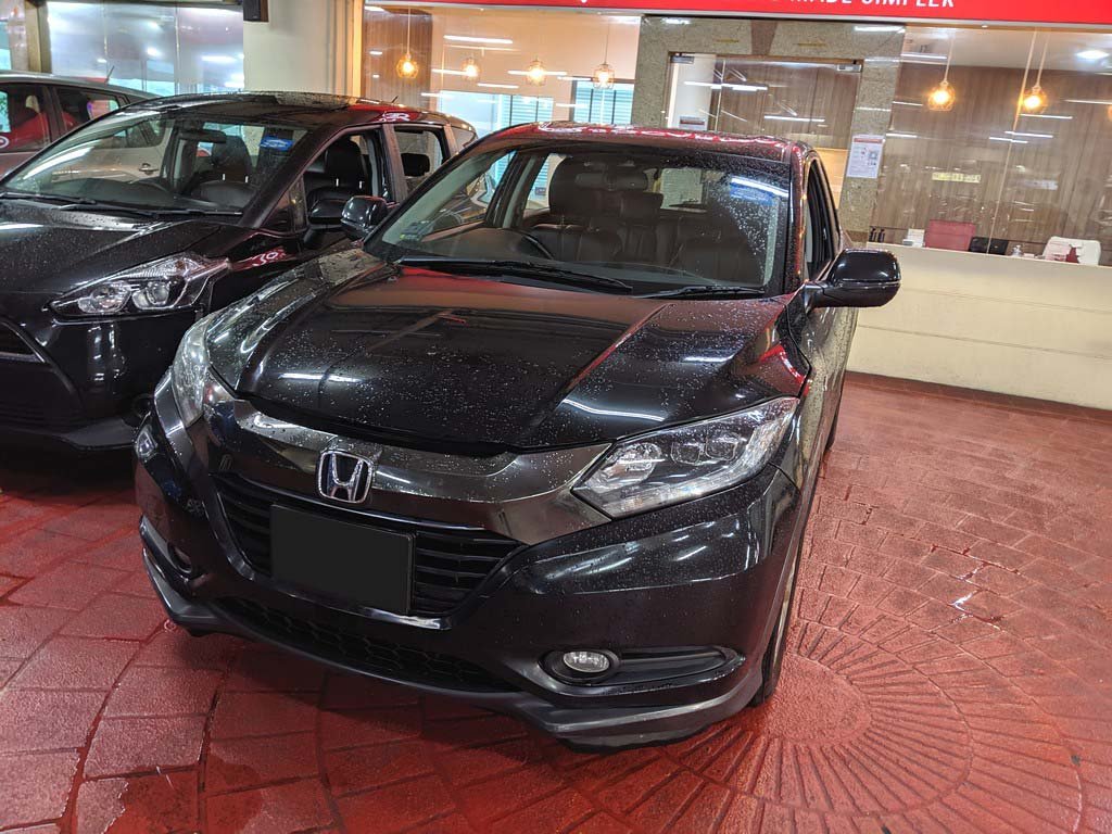 Honda Vezel 1.5X Auto (Hybrid)