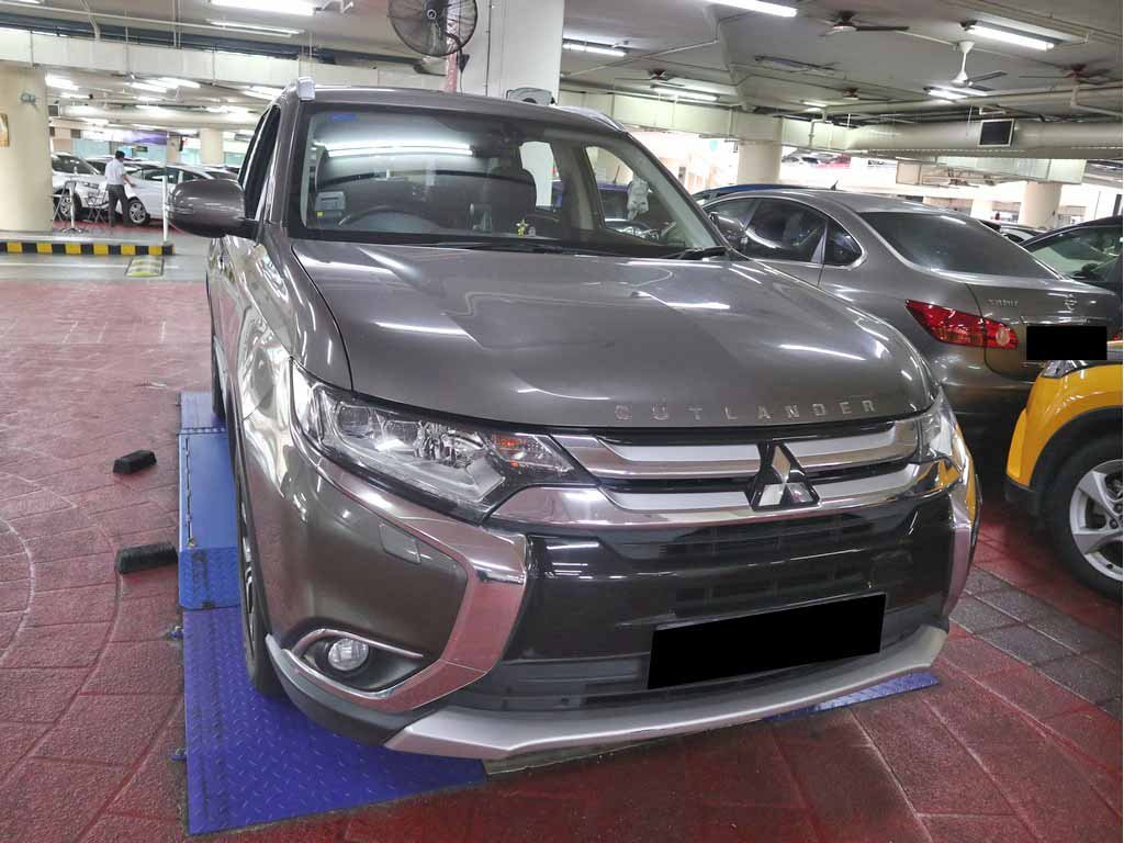 Mitsubishi Outlander 2.4 CVT AWD S/R Facelift