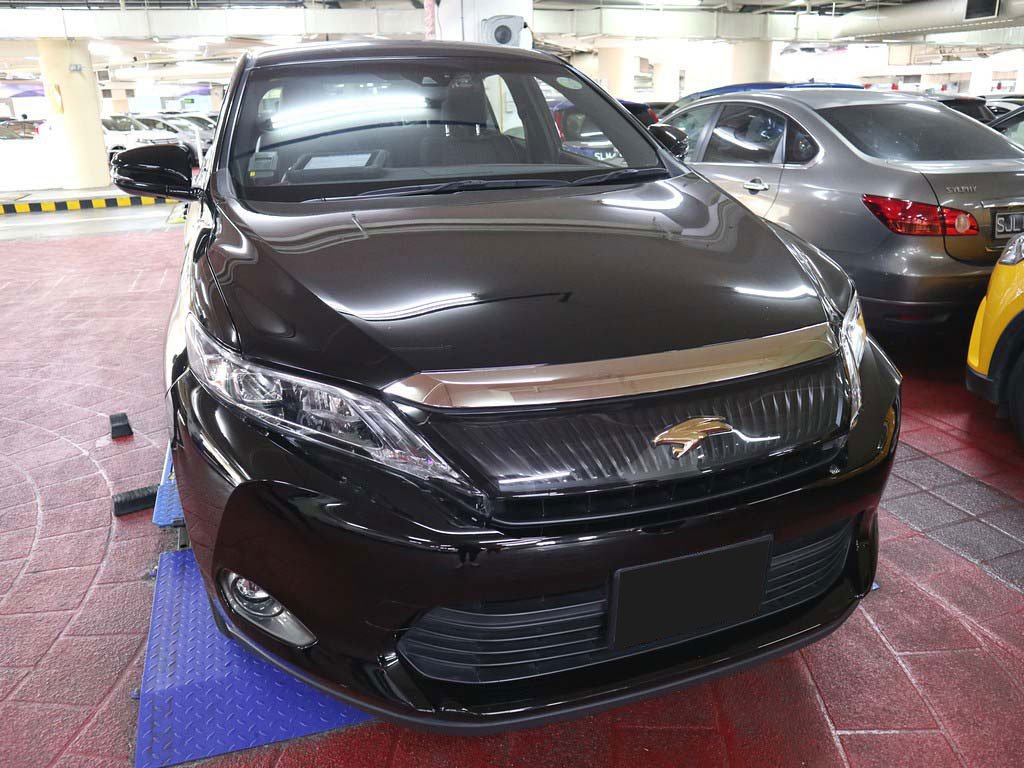 Toyota Harrier 2.0A Premium