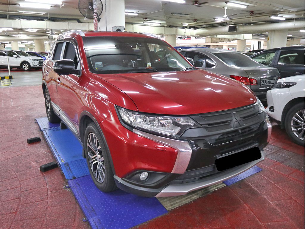 Mitsubishi Outlander 2.4A CVT Sunroof Facelift