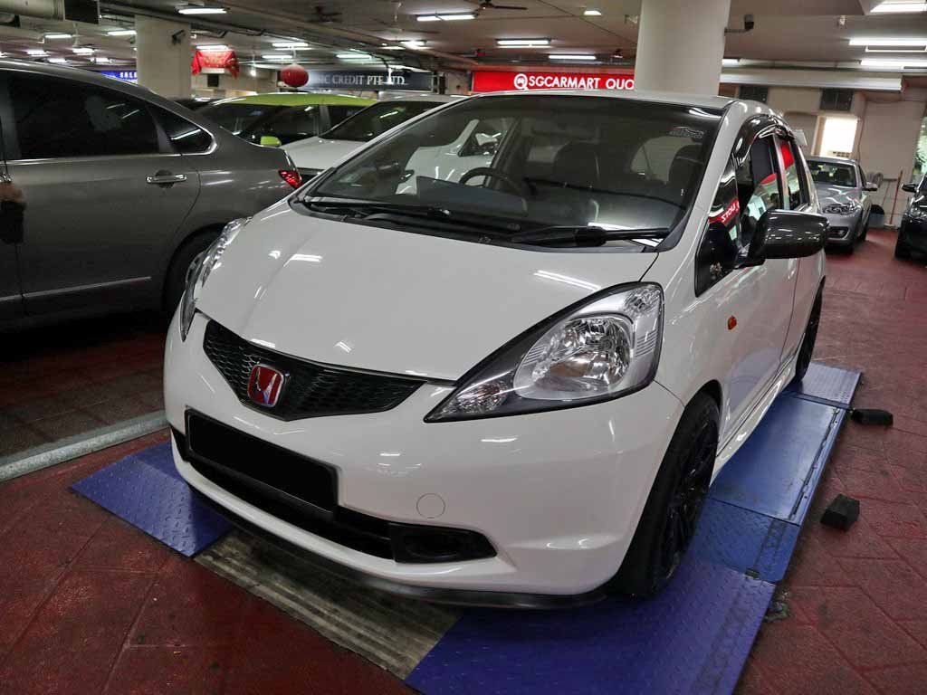 Honda Fit 1.3G A (COE till 01/2024)