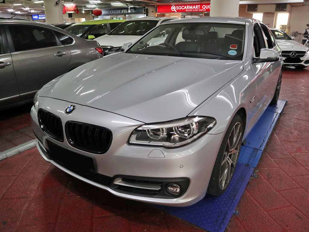 BMW 520I A