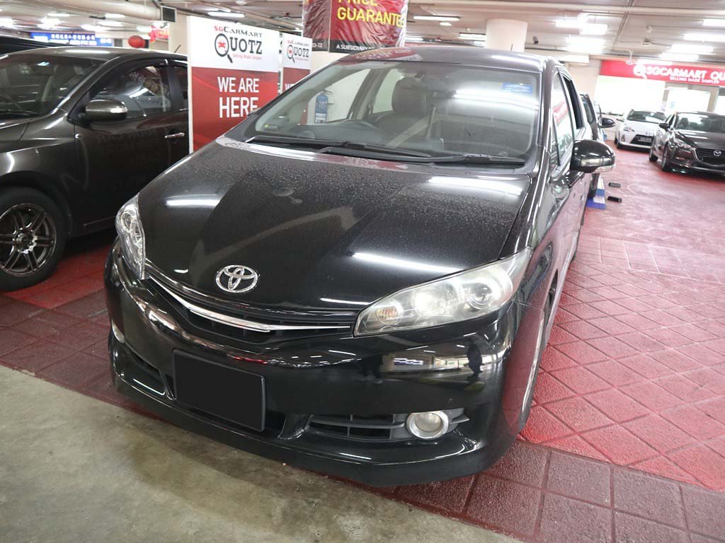 Toyota Wish 1.8 CVT