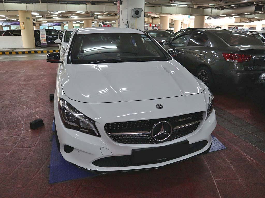 Mercedes Benz CLA180 Coupe Urban (R18 LED)