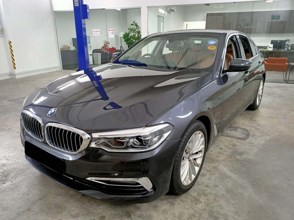 BMW 530E LED NAV (Plug-in Hybrid)