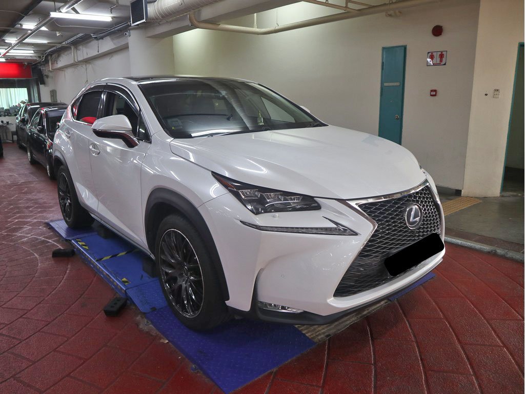 Lexus NX200T Luxury Sunroof