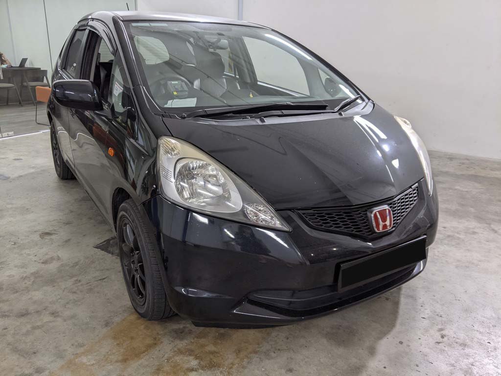 Honda Fit 1.3A G (COE till 07/2023)