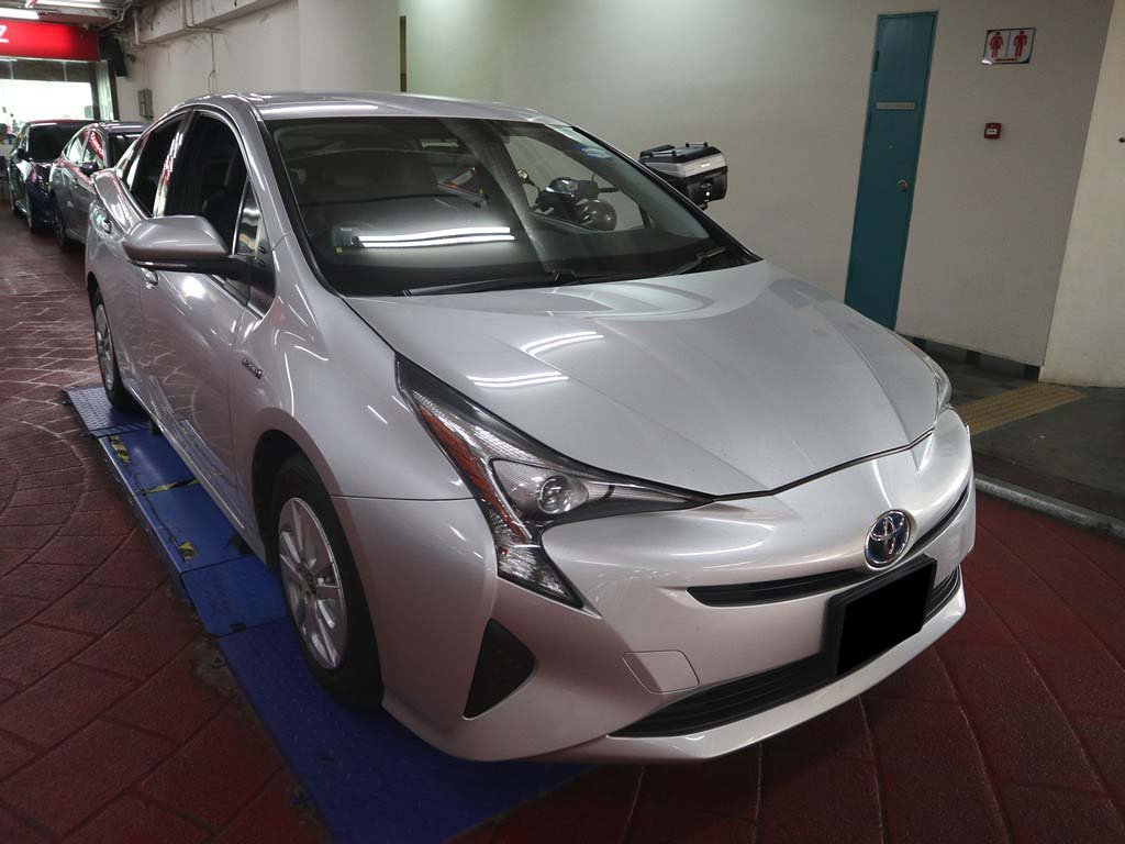 Toyota Prius 1.8s CVT (Hybrid)