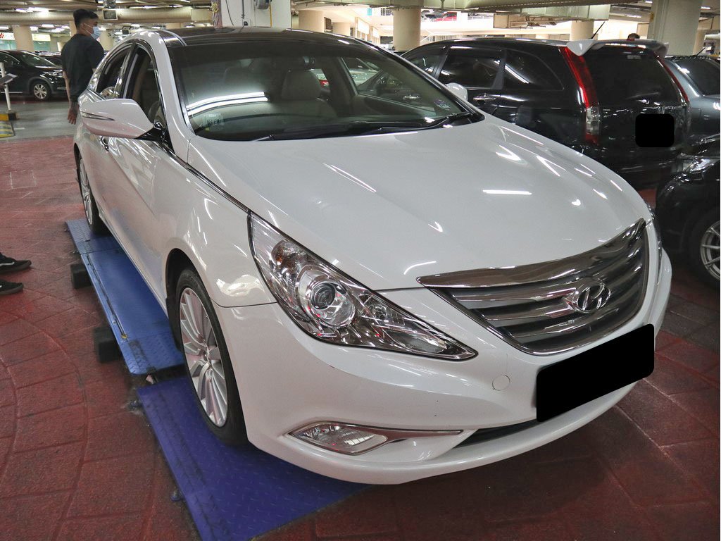 Hyundai I45 2.0A Sunroof