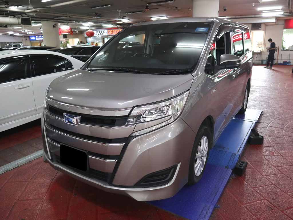 Toyota Noah 7 Seater 1.8x CVT (Hybrid)