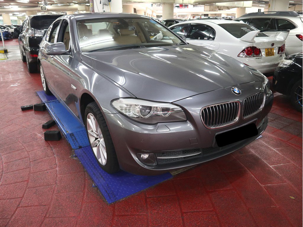 BMW 523I 2.5A(COE Till 06/2030)