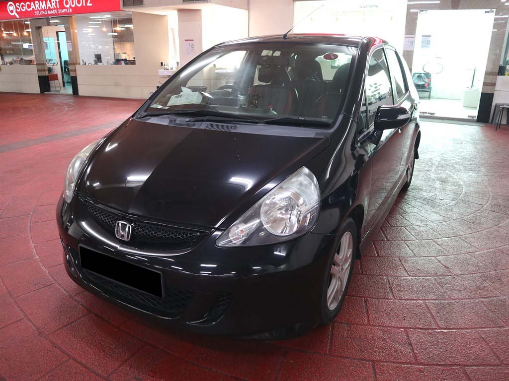 Honda Jazz 1.4A (COE Till 08/2023)