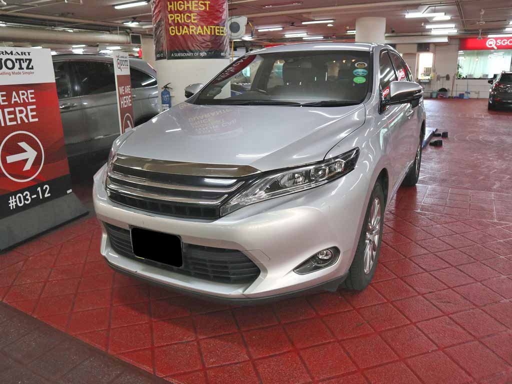 Toyota Harrier Premium 2.0 A