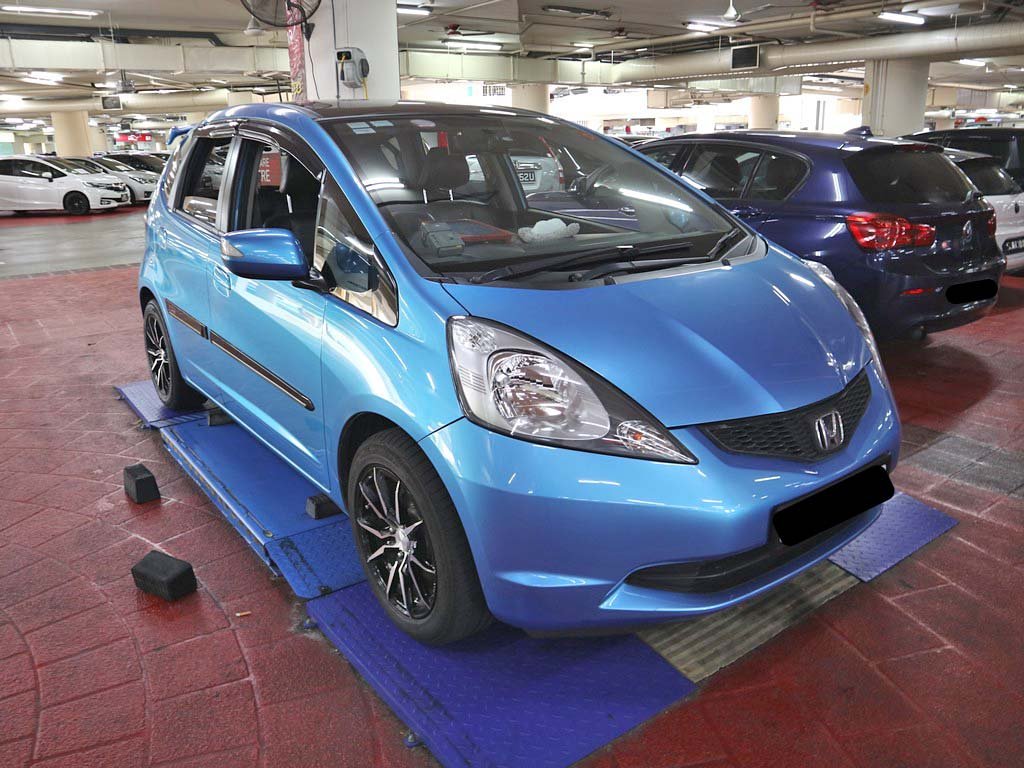 Honda Fit 1.3G Skyroof A (COE TILL 03/2029)