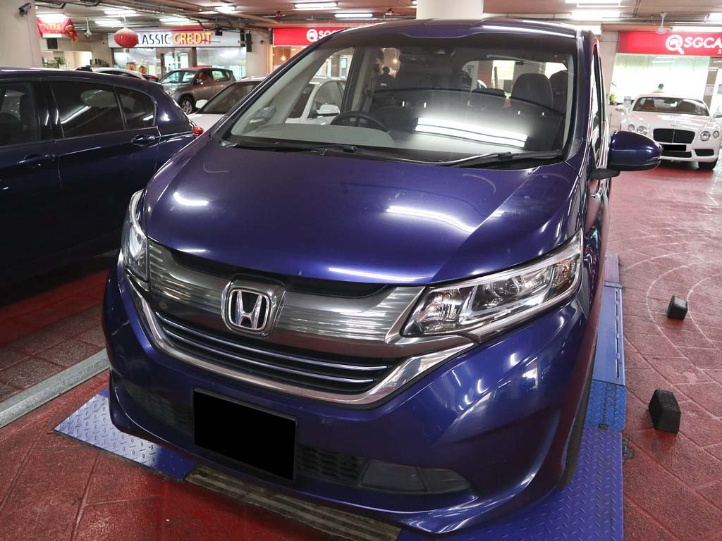 Honda Freed 1.5G Auto (Hybrid)