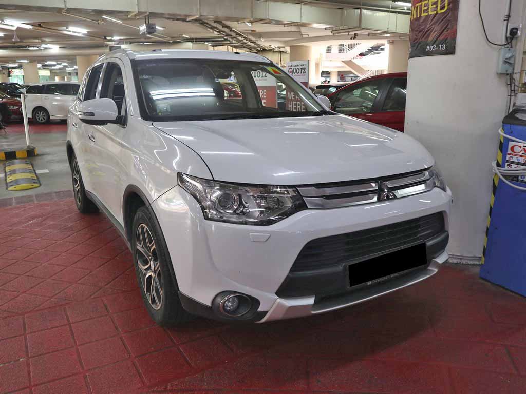 Mitsubishi Outlander 2.4 CVT Sunroof