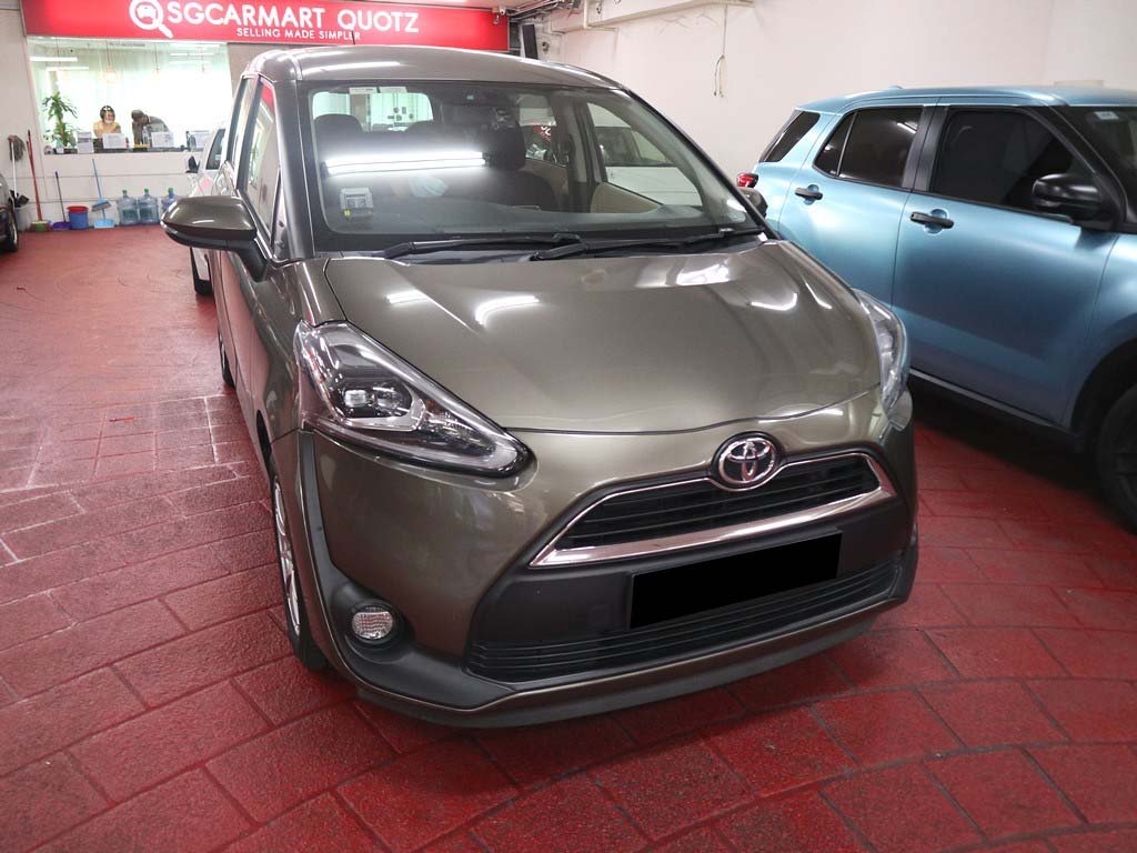 Toyota Sienta 1.5 CVT Elegance