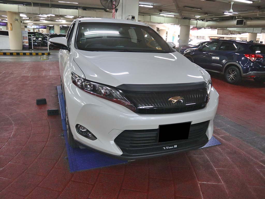 Toyota Harrier Elegance 2.0 CVT