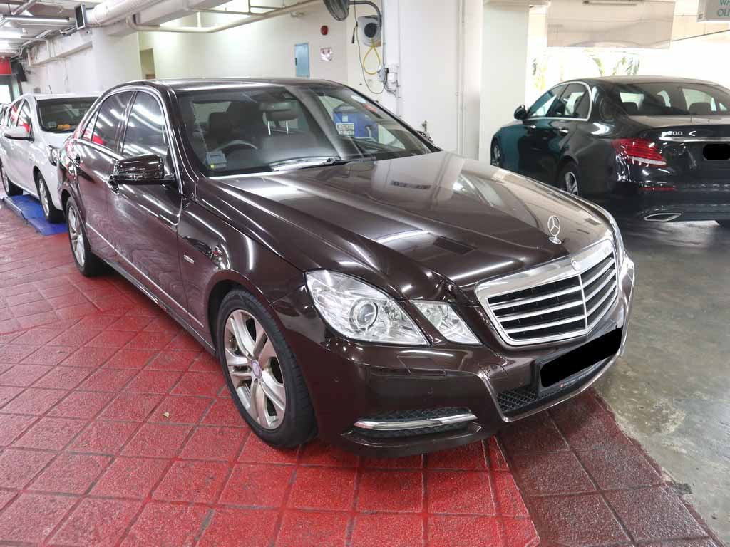 Mercedes Benz E250 CGI A