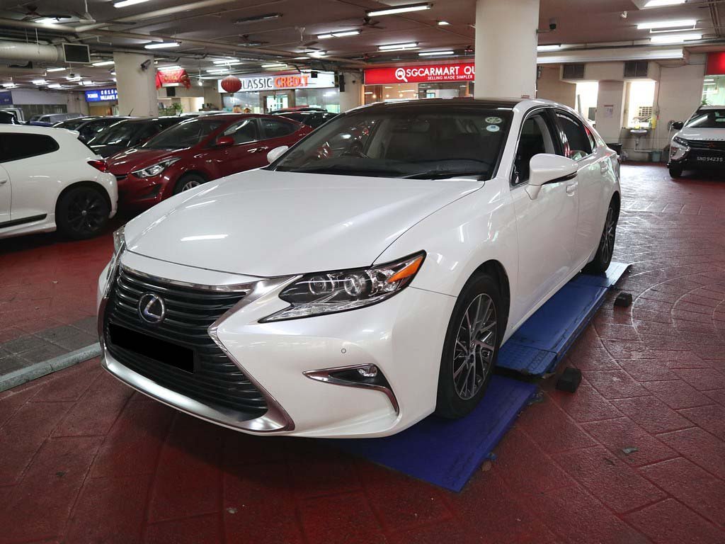 Lexus ES250 Luxury A/T Sunroof