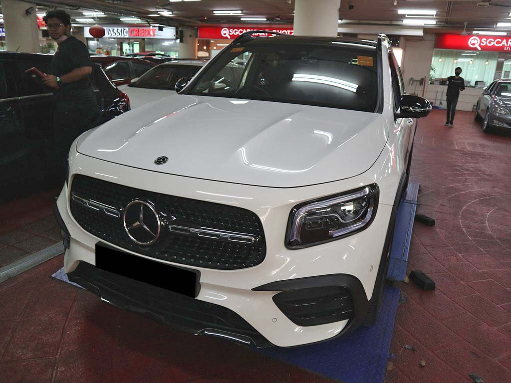 Mercedes Benz GLB200 Premium Plus AMG Line